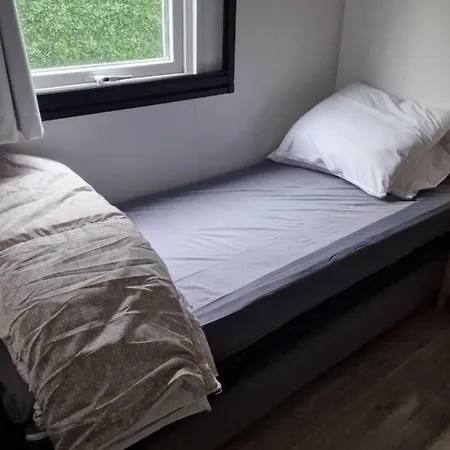Mobilhome Clim Tele La Falaise 4 Etoiles 营地 纳博讷