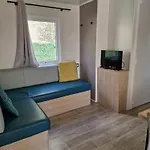 Mobilhome Clim Tele La Falaise 4 Etoiles * Нарбонна