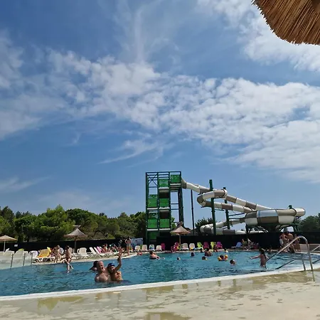 Campsite Mobilhome Clim Tele La Falaise 4 Etoiles