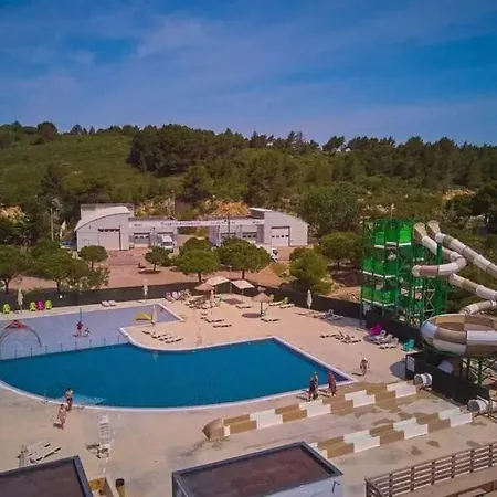 Campingplads Mobilhome Clim Tele La Falaise 4 Etoiles *