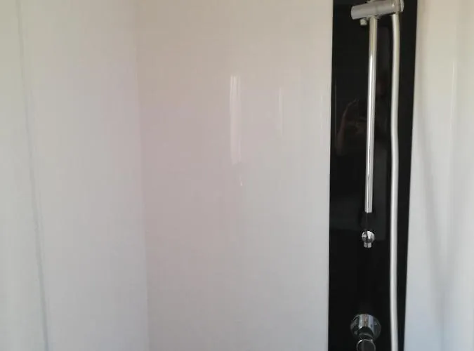 Mobilhome Clim Tele La Falaise 4 Etoiles Campingplads *