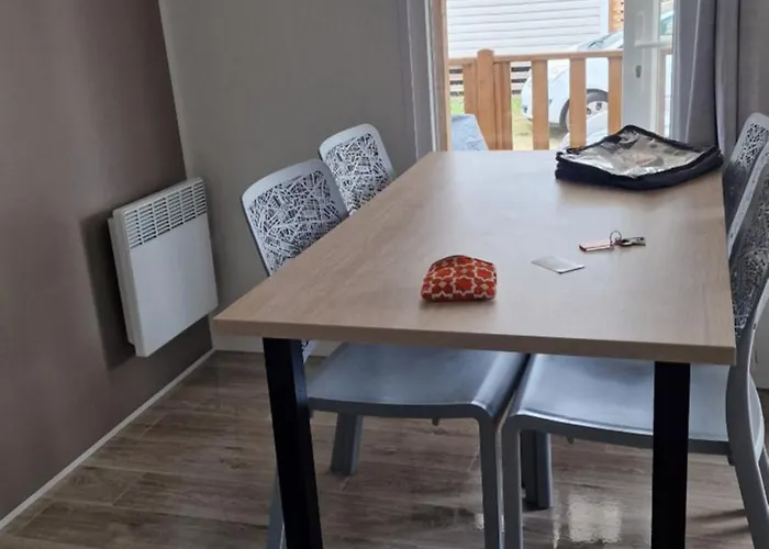 Mobilhome Clim Tele La Falaise 4 Etoiles *